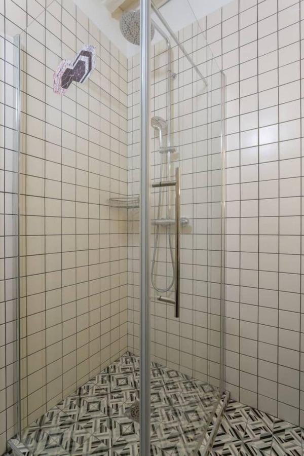 Character Apartment 6 People - City Center Lyon Extérieur photo
